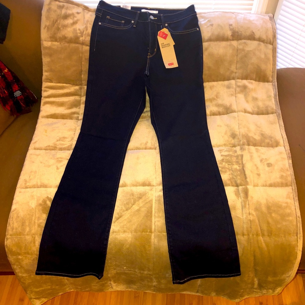 Levi’s 315 Shaping Bootcut jeans Sz 8